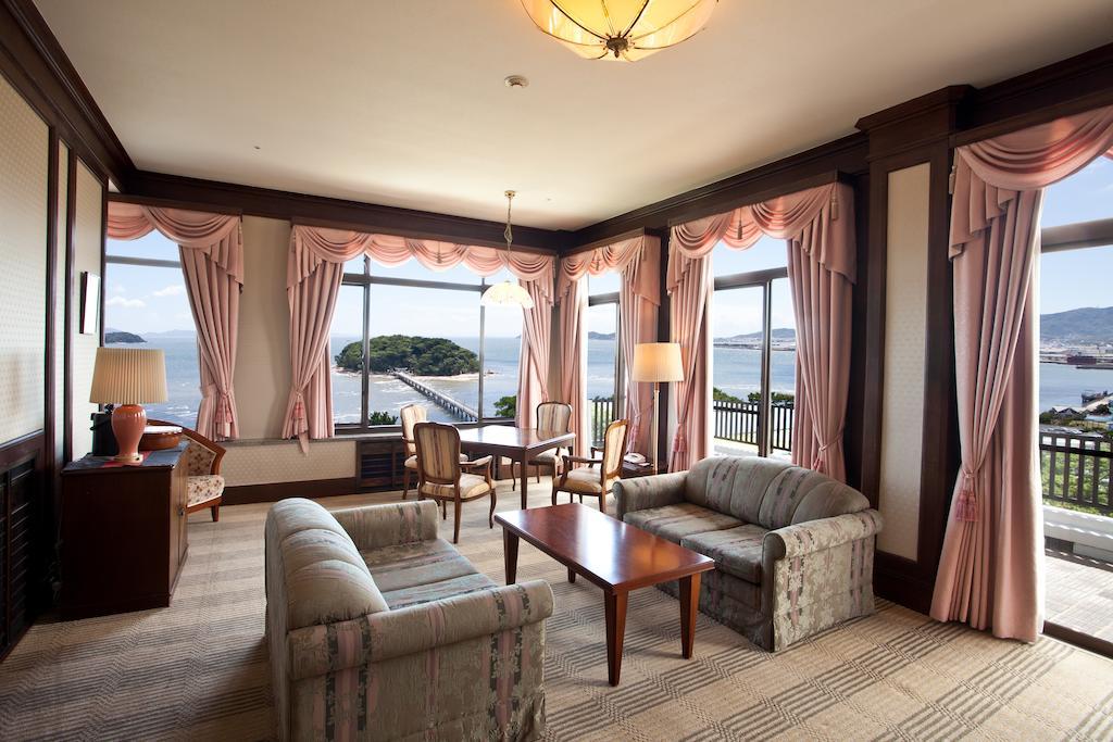 Gamagori Classic Hotel Ngoại thất bức ảnh