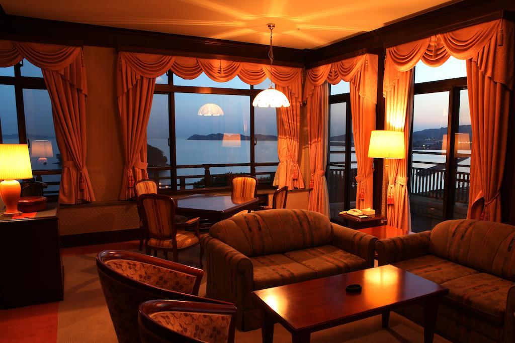 Gamagori Classic Hotel Ngoại thất bức ảnh